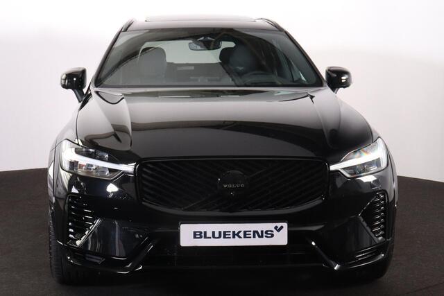 Volvo XC60 T8 Recharge AWD Ultra Black Edition Executive - Luchtvering - Panorama/schuifdak - IntelliSafe Assist & Surround - 360º Camera - Bowers & Wilkins audio - Adaptieve LED koplampen - Verwarmde voorstoelen, stuur & achterbank - Parkeersensoren voor & achter - Elektr. bedienb. voorstoelen met geheugen - Geventileerde voorstoelen - Head up display - Draadloze tel. lader - 22' LMV