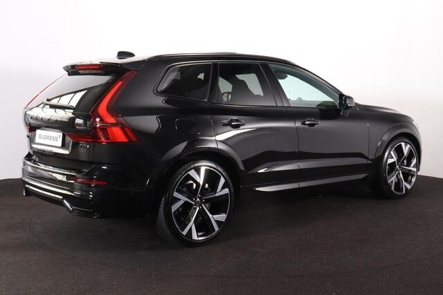 Volvo XC60 T8 Recharge AWD Ultra Black Edition Executive - Luchtvering - Panorama/schuifdak - IntelliSafe Assist & Surround - 360º Camera - Bowers & Wilkins audio - Adaptieve LED koplampen - Verwarmde voorstoelen, stuur & achterbank - Parkeersensoren voor & achter - Elektr. bedienb. voorstoelen met geheugen - Geventileerde voorstoelen - Head up display - Draadloze tel. lader - 22' LMV