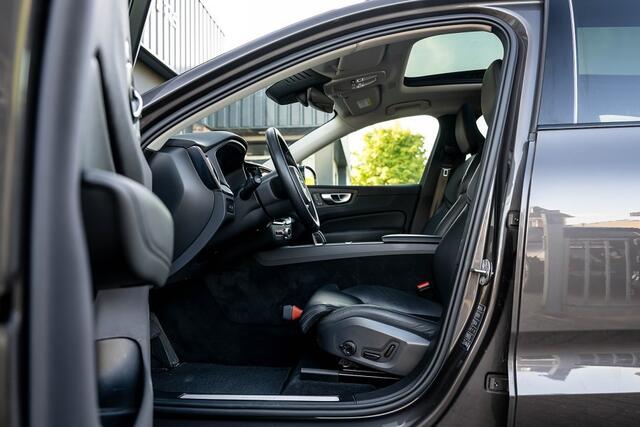 Volvo XC60 2.0 T6 Plug-in Hybrid AWD Plus Dark | Panorama | 360 Camera | ACC | Memory | Leder | Stuurverw. |