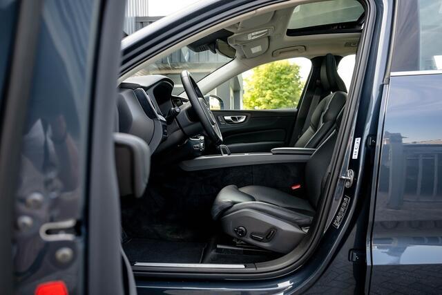 Volvo XC60 T6 Plug-in Hybrid AWD | Panorama | Memory | Leder | Camera | Stuurverw. | Stoelverw V + A |