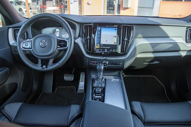 Volvo XC60 2.0 T4 190 PK R-DESIGN