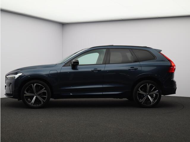 Volvo XC60 2.0 T6 Plug-in hybrid AWD Ultimate Dark / Head-up Display / Panoramadak / 360 Camera / Stoel+Stuurverwarming / Harman Kardon / Getint Glas /