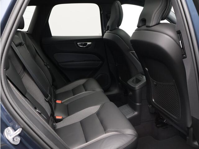 Volvo XC60 2.0 T6 Plug-in hybrid AWD Ultimate Dark / Head-up Display / Panoramadak / 360 Camera / Stoel+Stuurverwarming / Harman Kardon / Getint Glas /
