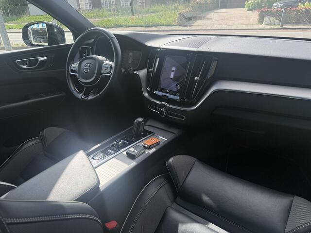 Volvo XC60 2.0 T6 Recharge AWD R-Design