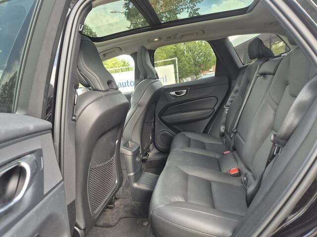 Volvo XC60 2.0 T6 Plug-in hybrid AWD Plus Bright Trekhaak/Panodak/Leder/AdaptiveCruise etc.