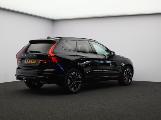 Volvo XC60 T6 AWD Plug-in hybrid Ultra Dark / Trekhaak / Luchtvering / Head up displ / Stoel+stuur+achterbankverwarming / Harman Kardon / Privacy glass