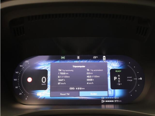 Volvo XC60 T6 AWD Plug-in hybrid Ultra Dark / Trekhaak / Luchtvering / Head up displ / Stoel+stuur+achterbankverwarming / Harman Kardon / Privacy glass