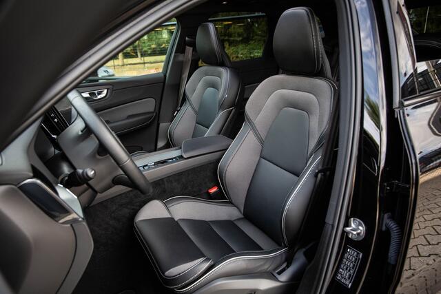 Volvo XC60 2.0 T8 Plug-in hybrid AWD Plus Black Edition , Luchtvering, Panoramadak, Harman&Kardon, 360-camera, HUD