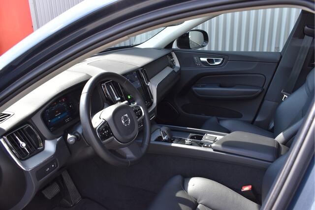 Volvo XC60 2.0 T6 Plug-in hybrid AWD Plus Dark Panoramadak, Contourstoel+memory, Keyless entry, Camera, Carplay, Leder