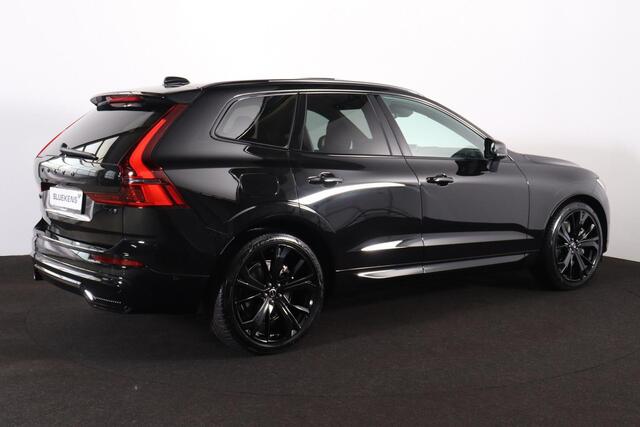 Volvo XC60 T6 Recharge AWD Ultra Black Edition - Luchtvering - Panorama/schuifdak - IntelliSafe Assist & Surround - 360º Camera - Harman/Kardon audio - Adaptieve LED koplampen - Verwarmde voorstoelen, stuur & achterbank - Parkeersensoren voor & achter - Elektr. bedienb. voorstoelen met geheugen - Head up display - Draadloze tel. lader - Extra getint glas - Inklapbare trekhaak - 21' LMV