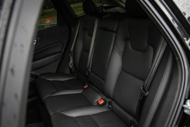 Volvo XC60 2.0 T6 Plug-in hybrid AWD Plus Dark , Long Range, Panoramadak, Apple Carplay, Achteruitrijcamera, Harman Kardon