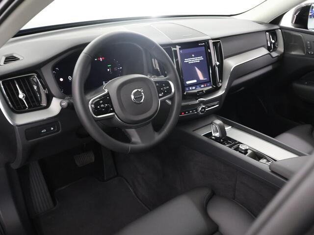 Volvo XC60 2.0 T8 Plug-in hybrid AWD Ultra Dark | Panoramadak | LED | Comfortstoelen | Ele.verstelbare stoelen + geheugen | Stuur/stoelverwarming | 360 Camera | DAB | Adaptieve Cruise Control | El.kofferdeksel | Harman/Kardon Audio |