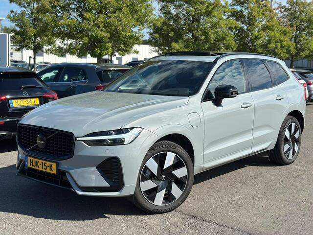 Volvo XC60 2.0 T6 Plug-in hybrid AWD Plus | Dark | Trekhaak | Pano | Alu velgen 20"