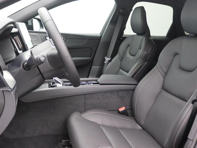 Volvo XC60 2.0 T6 Plug-in hybrid AWD Plus Black Edition 359PK Panoramadak, Trekhaak, 21" LM Velgen, 360gr. Camera, Head-Up Display, Elektr. Achterklep, Keyless, Memorystoel
