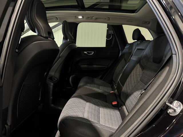 Volvo XC60 2.0 Recharge T6 AWD Business | panorama | navi | facelift model |