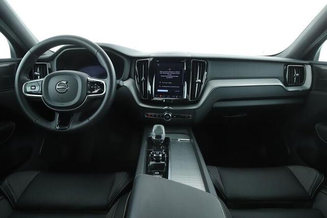 Volvo XC60 T6 AWD Dark R Panorama Trekhaak 360° 21" HK
