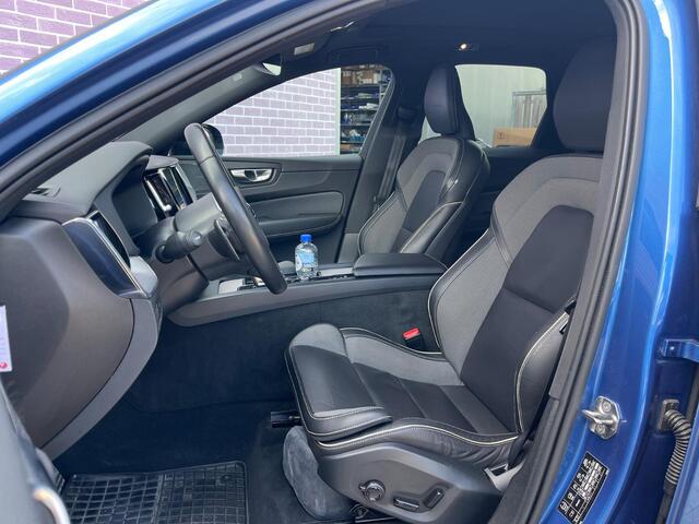 Volvo XC60 2.0 B5 AWD R-Design | Trekhaak | Adaptieve cruise control | Harman/Kardon | Panorama dak | Stoelverwarming | – foto 6