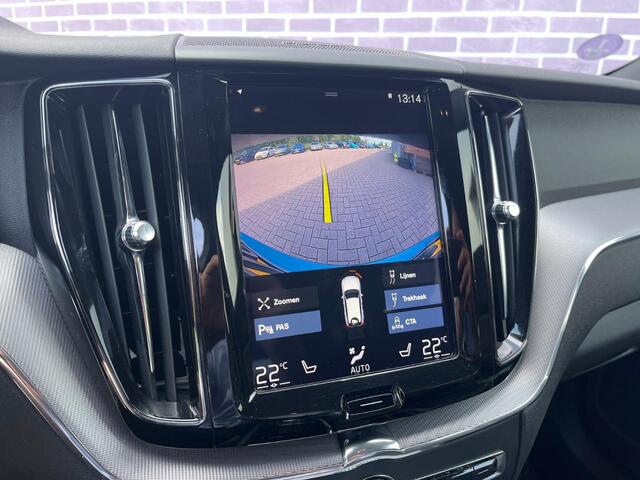 Volvo XC60 2.0 B5 AWD R-Design | Trekhaak | Adaptieve cruise control | Harman/Kardon | Panorama dak | Stoelverwarming | – foto 10