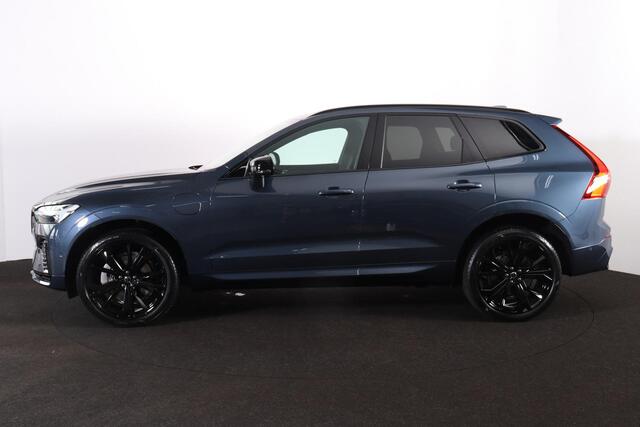 Volvo XC60 T6 Recharge AWD Plus Black Edition - Panorama/schuifdak - IntelliSafe Assist & Surround - 360º Camera - Harman/Kardon audio - Verwarmde voorstoelen, stuur & achterbank - Parkeersensoren voor & achter - Elektr. bedienb. voorstoelen met geheugen - Head up display - Draadloze tel. lader - Extra getint glas - 21' LMV