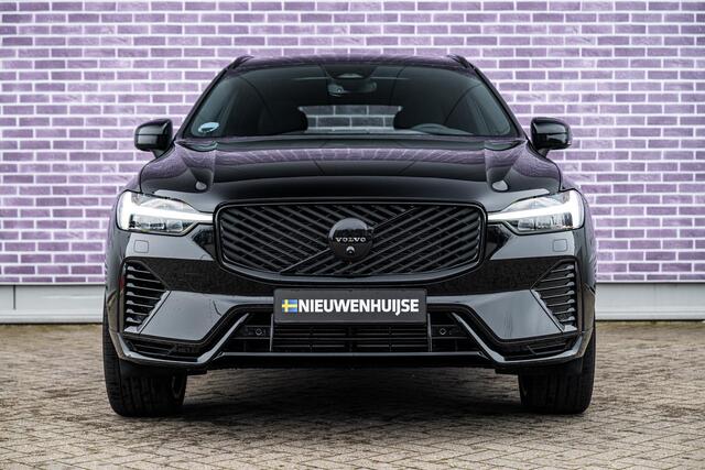 Volvo XC60 2.0 T6 Plug-in hybrid AWD Ultra Black Edition | Facelift | Adaptieve Cruise Control | Panoramadak | 360° Parkeercamera | Harman Kardon Audio | Head-Up Display | Dodehoek Detectie | Stoel-/Stuurverwarming |