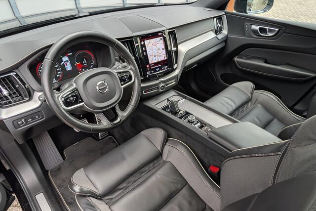 Volvo XC60 2.0 Recharge T6 AWD R-Design Black Trekhaak Panorama