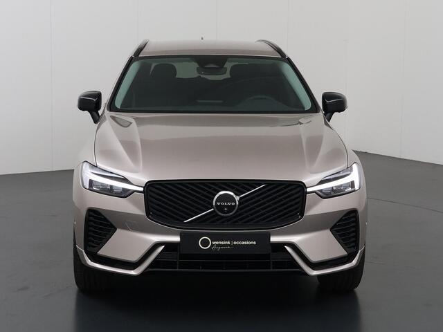 Volvo XC60 2.0 T8 Plug-in hybrid AWD Plus Dark | 456pk | Comfort stoelen | Harman/Kardon Audio | Ele.verstelbare stoelen + geheugen | Stuur/Stoelverwarming | 360 Camera | DAB | Apple CarPlay/Android Auto | Adaptieve Cruise Control | Ele. kofferdeksel |