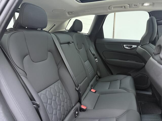 Volvo XC60 T6 350pk AWD Ultra Dark / Luchtvering / Trekhaak / Head-Up / 360 Camera / 20'' / Full-LED / Lederen Dashboard / Elektr. Stoelen /