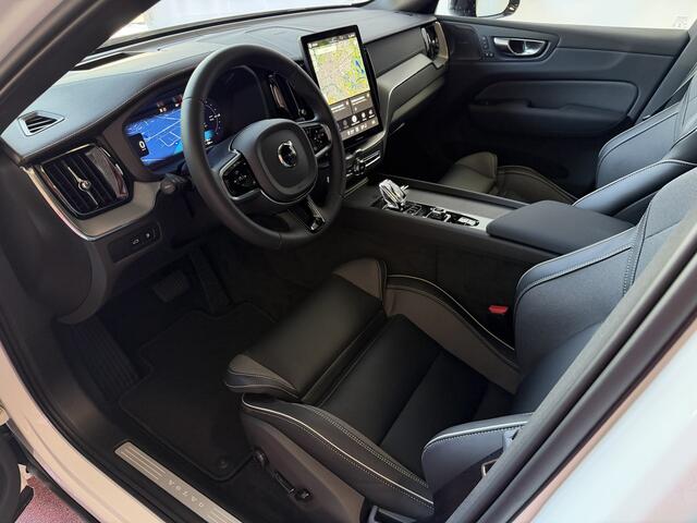 Volvo XC60 STERKSTE MOTOR 2.0 T8 456PK AWD ULTRA ! BLACK EDITION STOEL/STUUR.VER. 22''LMV PANO HEADUP HARMAN KARDON
