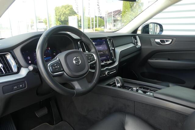 Volvo XC60 2.0 T6 Plug-in hybrid AWD Core Bright ELEKT. TREKHAAK, PANO, LEER, WINTER PACK, ADAPT. CRUISE, CLIMA, NAVI, CAMERA, PDC V&A, BLIS, KEYLESS, ELEKT. ACHTERKLEP, 71.538KM