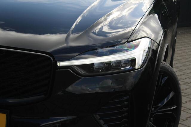 Volvo XC60 2.0 T6 Plug-in hybrid AWD Ultra Black Edition | 2 jaar fabrieks garantie | NIEUW! | Massage stoelen | Stoel verwarming voor & achter | Elektrisch verstelbare voor stoelen met geheugen | Stuurverwarming | Bowers & Wilkins | 360° camera | Apple Carplay/Android Auto | Schuif/kanteldak| Dealer prijs € 88.889,- bij ons €70.950,- |
