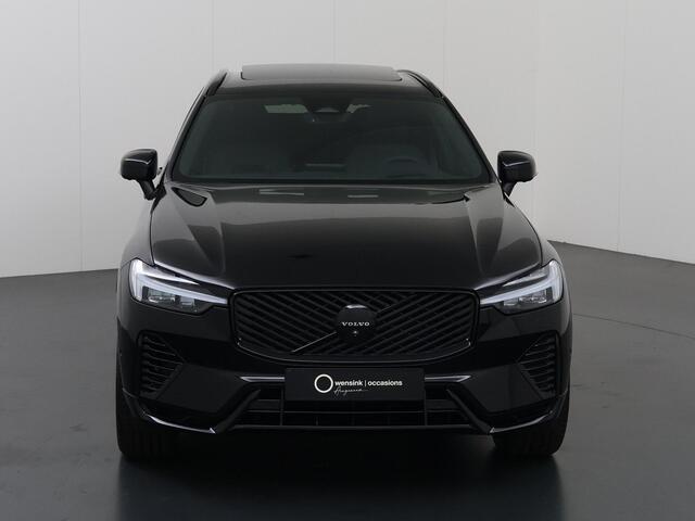 Volvo XC60 2.0 T8 Plug-in hybrid AWD Ultra Black Edition | Panoramadak | HUD | Harman/Kardon | Elek. Comfortstoelen met Geheugen | Elek. Achterklep | Cruise Control Adaptief | BLIS | Winterpakket | Apple Carplay/Android Auto |