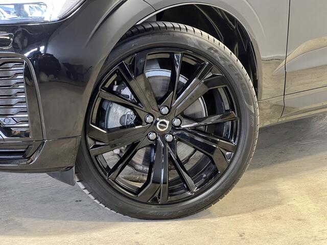 Volvo XC60 2.0 T6 Plug-in hybrid AWD Plus Black Edition | Panoramadak | Wegklapbare trekhaak | LED koplampen |