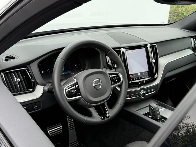Volvo XC60 2.0 B4 Plus Dark | Pano | Memory | CarPlay | Keyless | 21 inch