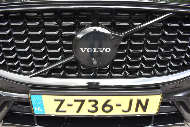Volvo XC60 2.0 T6 Plug-in hybrid AWD Ultimate Black Edition BOMVOL!