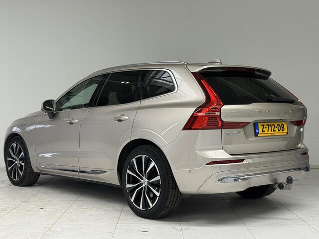 Volvo XC60 2.0 T8 Plug-in hybrid AWD Ultimate Bright | Navigatie | 360° Camera | Harman / Kardon Audio | Luchtvering | Trekhaak | Panoramadak |