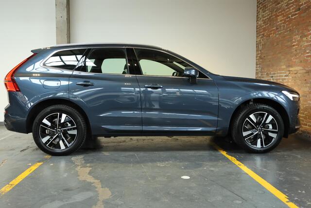 Volvo XC60 T6 Plug-in hybrid AWD Plus Bright | Nieuw model | 360° Parkeercamera | Stoelverwarming | Stuurwielverwarming | Parkeersensoren voor + achter | Google Infotainment | 4-seizoenenbanden | Gelamineerde zijruiten |