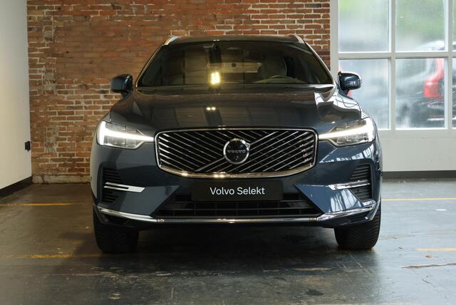 Volvo XC60 T6 Plug-in hybrid AWD Plus Bright | Nieuw model | 360° Parkeercamera | Stoelverwarming | Stuurwielverwarming | Parkeersensoren voor + achter | Google Infotainment | 4-seizoenenbanden | Gelamineerde zijruiten |