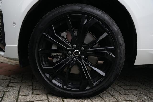 Volvo XC60 2.0 T8 FACELIFT Plug-in hybrid AWD Black Edition | 455 PK | Panoramadak | Luchtvering | Trekhaak | Volvo XC60 2.0 T8 Plug-in Hybrid AWD Black Edition met 2.0 viercilinder plug-in hybride aandrijflijn en 455 PK, voorzien van elektrisch panoramadak, luchtvering en head up display