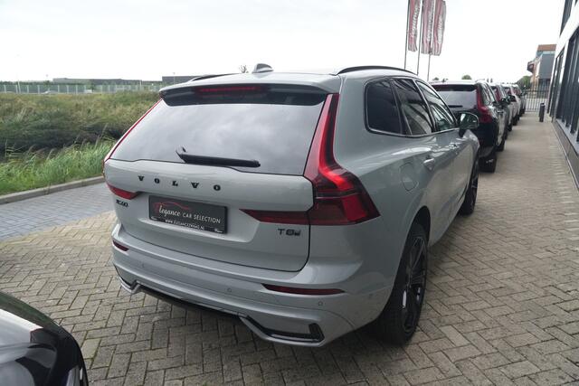 Volvo XC60 2.0 T8 FACELIFT Plug-in hybrid AWD Ultra Black Edition | 455 PK | Panoramadak | Trekhaak | HUD | Volvo XC60 2.0 T8 Plug-in Hybrid AWD Black Edition met 2.0 viercilinder plug-in hybride aandrijflijn en 455 PK, voorzien van elektrisch panoramadak, luchtvering en head up display