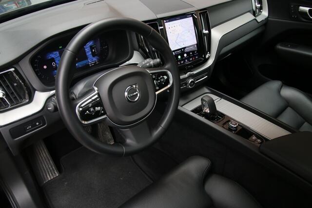 Volvo XC60 2.0 T6 AWD + Dark