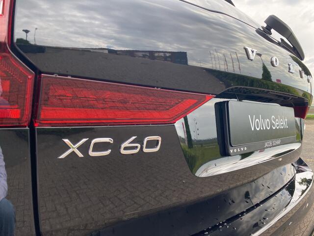 Volvo XC60 2.0 T6 Plug-in hybrid AWD Ultra Dark / Trekhaak / 360 camera / Harman/Kardon / Panoramadak /