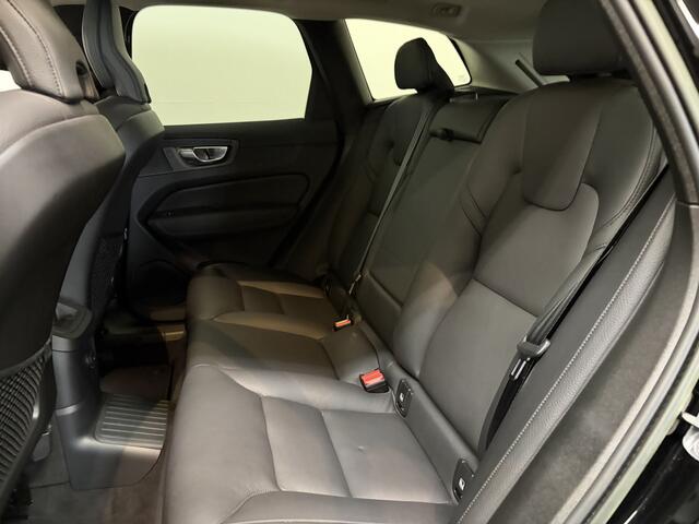 Volvo XC60 2.0 T6 Plug-in HY Long Range AWD Plus Bright/ Pano/ Leer/ Stuur en Stoelverw./ Adapt. Cruise/ Donker glas