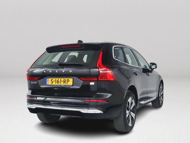 Volvo XC60 T6 Plug-in hybrid AWD Plus Bright | Panoramadak | Parkeercamera | Stoel- en Stuurverwarming