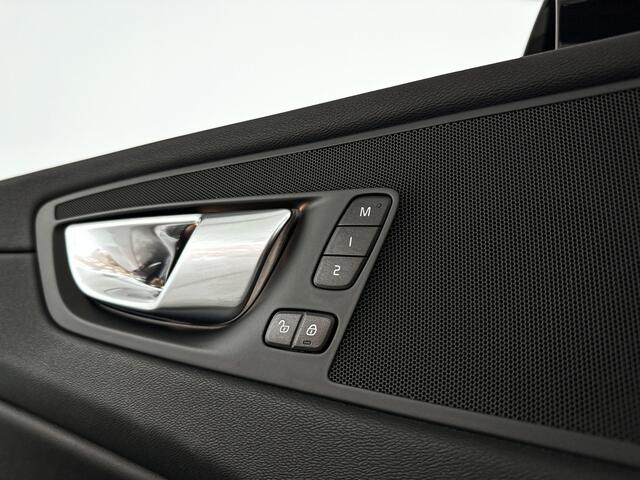 Volvo XC60 T6 Plug-in hybrid AWD Plus Bright | Panoramadak | Parkeercamera | Stoel- en Stuurverwarming