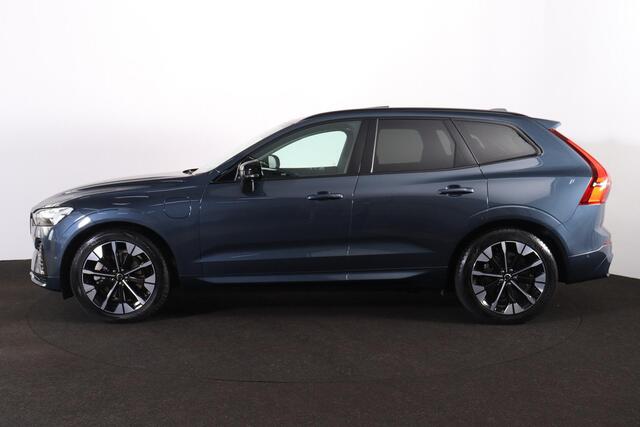 Volvo XC60 T6 Recharge AWD Ultra Dark - Luchtvering - Panorama/schuifdak - IntelliSafe Assist & Surround - 360º Camera - Harman/Kardon audio - Adaptieve LED koplampen - Verwarmde voorstoelen, stuur & achterbank - Parkeersensoren voor & achter - Elektr. bedienb. voorstoelen met geheugen - Head up display - Draadloze tel. lader - Extra getint glas - Inklapbare trekhaak - 20' LMV