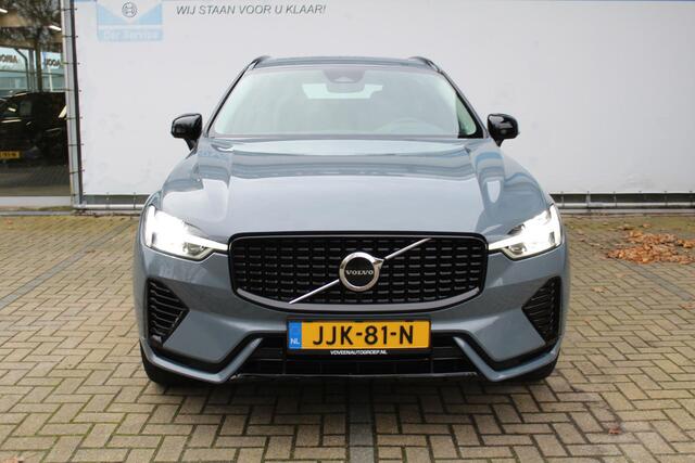 Volvo XC60 2.0 T6 Plug-in hybrid AWD Plus Dark | Incl. 12 maanden Garantie | SoH 96% | Panorama dak | Keyless entry/start | Achteruitrijcamera | Elektrische kofferbakklep | Memory stand stoelen | Adaptive cruise | Apple CarPlay/Android Auto | Climate controle | Draadloze telefoonlader | Lederen bekleding |
