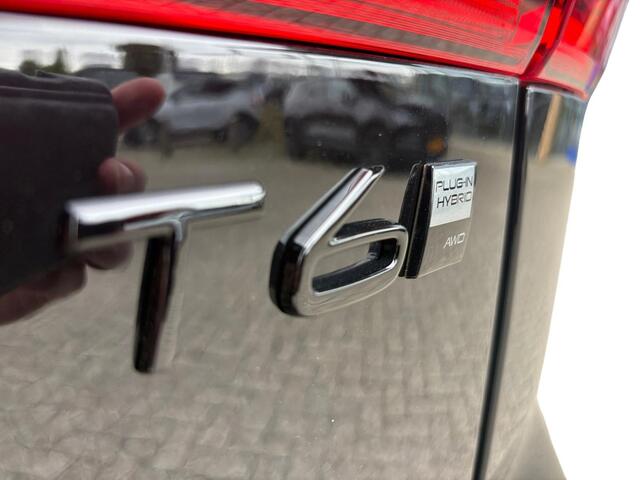 Volvo XC60 Plug-in hybrid AWD Plus Black Edition | Head- up display | Panoramadak | 360 camera