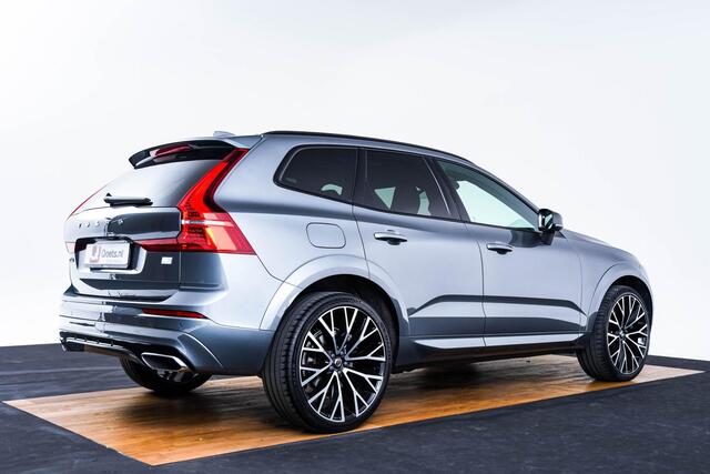 Volvo XC60 2.0 Recharge T6 AWD R-Design Trekhaak - Panoramadak - Adaptieve Cruise Control - Head up - Harman Kardon - Rondomzicht camera - Stoelverwarming voor/achter - Ionisator -