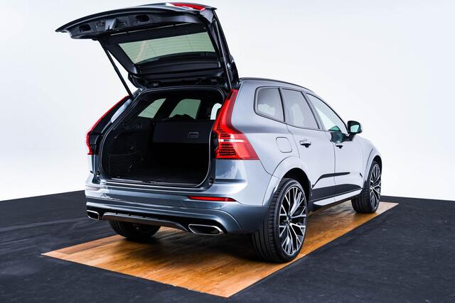 Volvo XC60 2.0 Recharge T6 AWD R-Design Trekhaak - Panoramadak - Adaptieve Cruise Control - Head up - Harman Kardon - Rondomzicht camera - Stoelverwarming voor/achter - Ionisator -