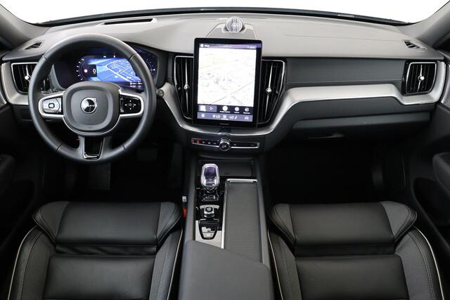 Volvo XC60 II T6 PLUG-IN HYBRID AWD ULTRA BLACK EDITION *VOL!* -PANO.DAK|BOWERS&WILKINS|LUCHTVERING|SPORTSTOELEN|HEAD-UP DISP.|360°CAM|PRIVACY.GLAS|22"|SoH:97%
